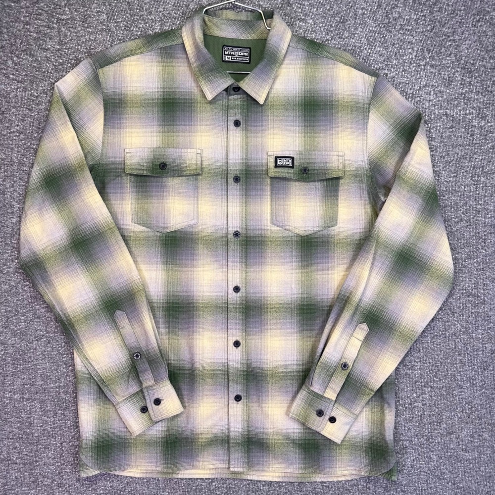 MTN OPS Flannel Shirt Mens M Green Plaid Button Down Outdoor‎ Mesh Lined Stretch